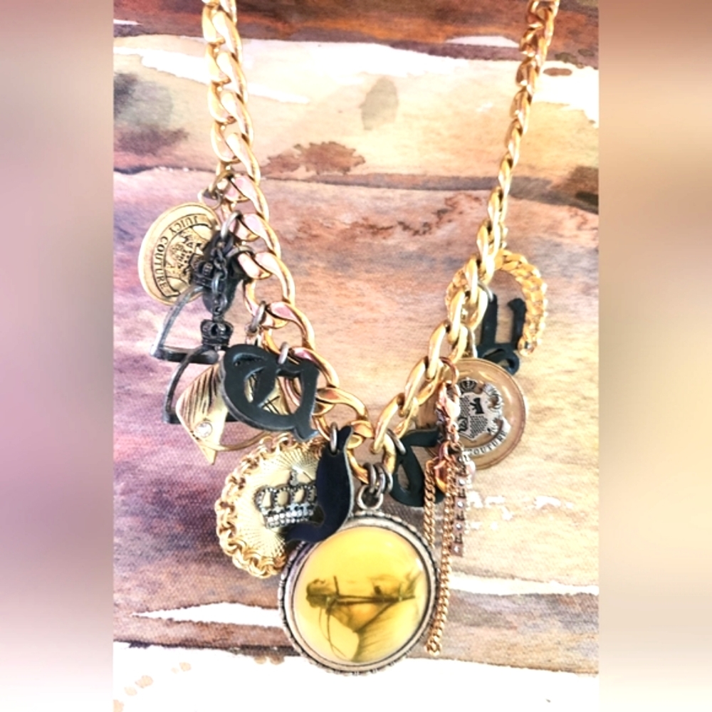 JUICY COUTURE Y2k Western Horseshoe JC Spurs Gold Chunky 16" Chain Toggle EUC LN